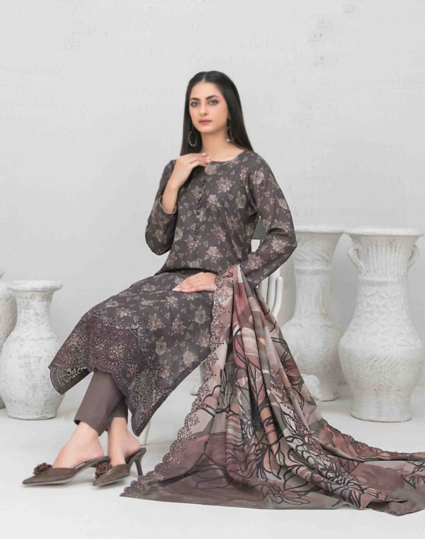 Best quality 3-piece unstitched women's printed suit by Tawakkal Fabric D 5450